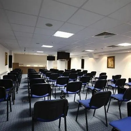 Aparthotel Grand Montana 2*